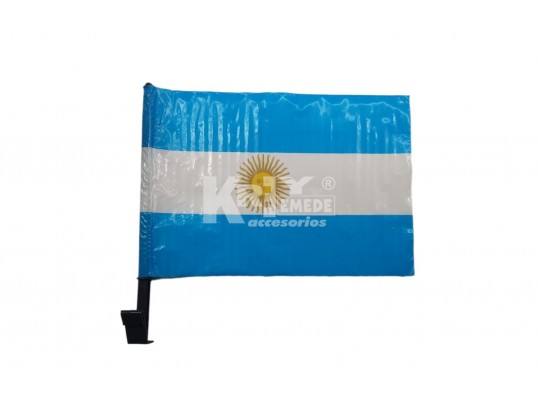 Bandera Plástica C/ Soporte Para Auto X 12u. 44 X 29cm. ''Sol''